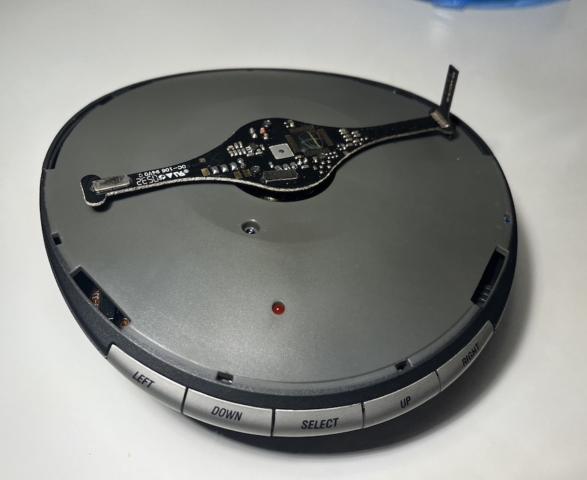 Spinning rotor arm with its LED circuit board screwed back onto the Infoglobe base