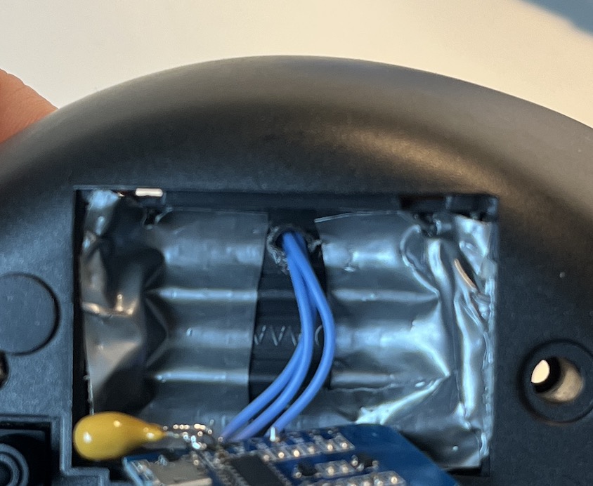 Corresponding external hole